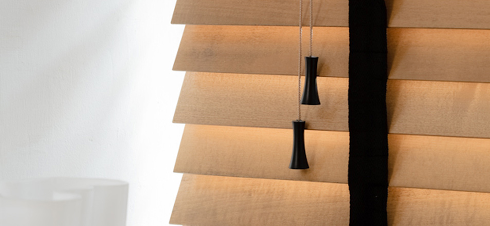 Waterproof Faux Wood Venetian Blind