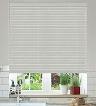 Charisma Light Grey Fine Grain – Faux Wood Blind