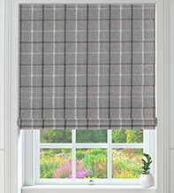 Plaid Grey – Check Roman Blind