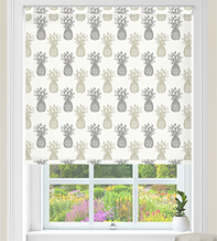 Pineapples Cream – Children’s Blackout Roller Blind